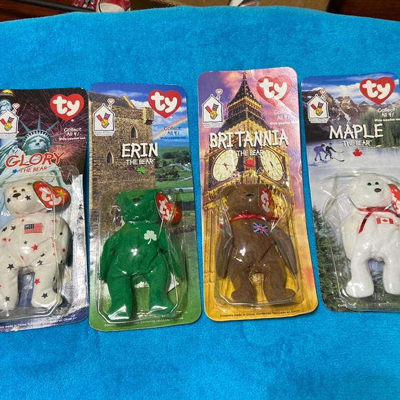 Ronald McDonald House International Teenie Beanie Baby Collection
